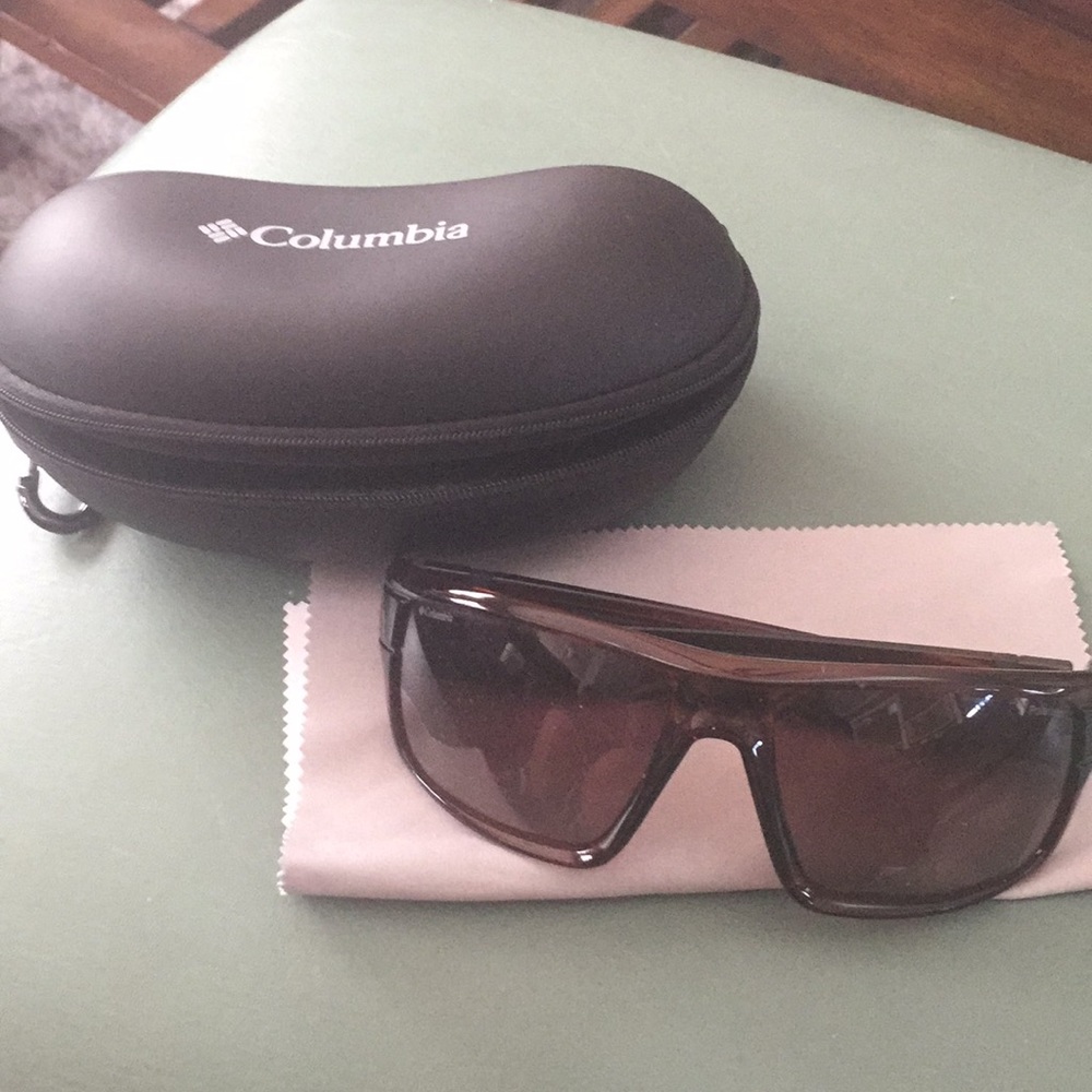 Columbia sunglasses NEW never worn